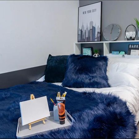 Modern Rooms In Wembley, Sk London Eksteriør billede