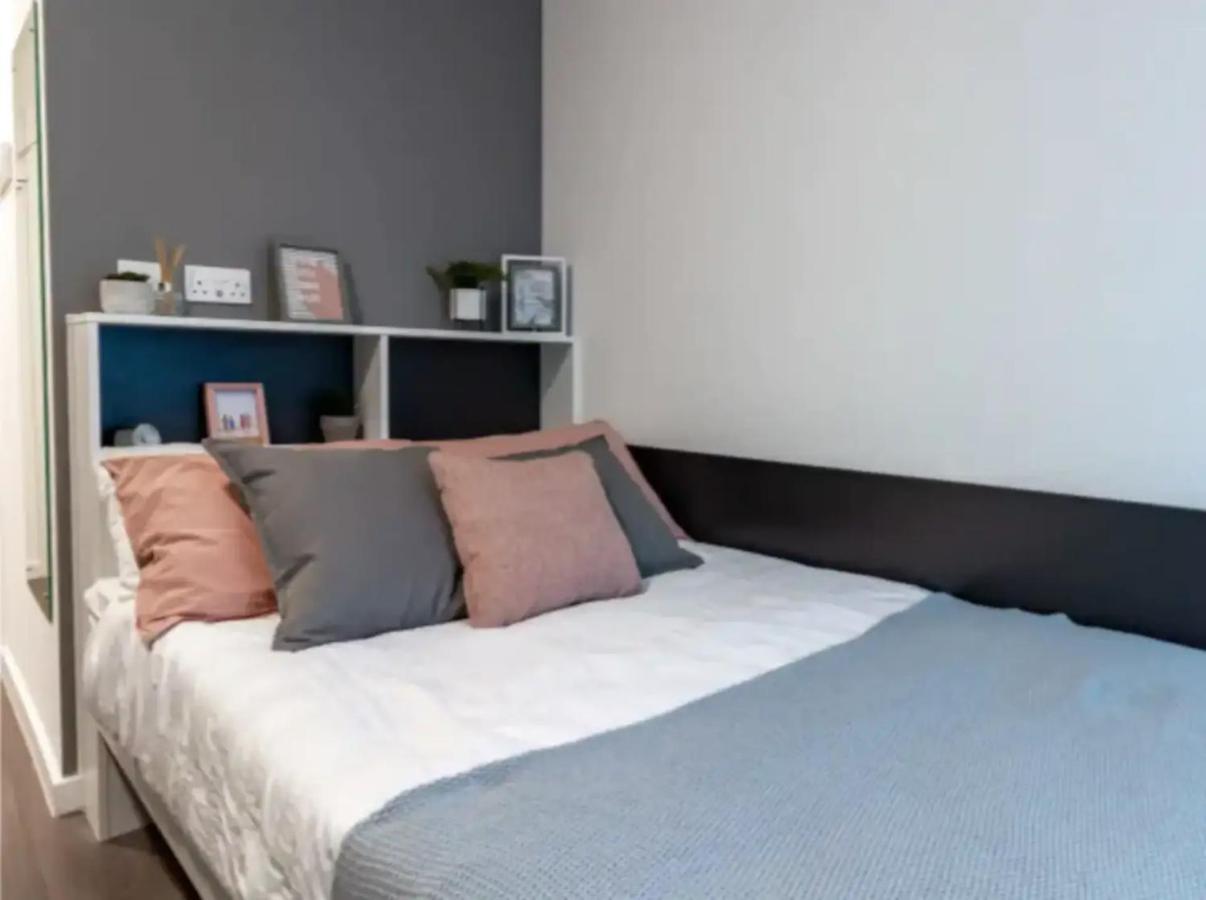 Modern Rooms In Wembley, Sk London Eksteriør billede