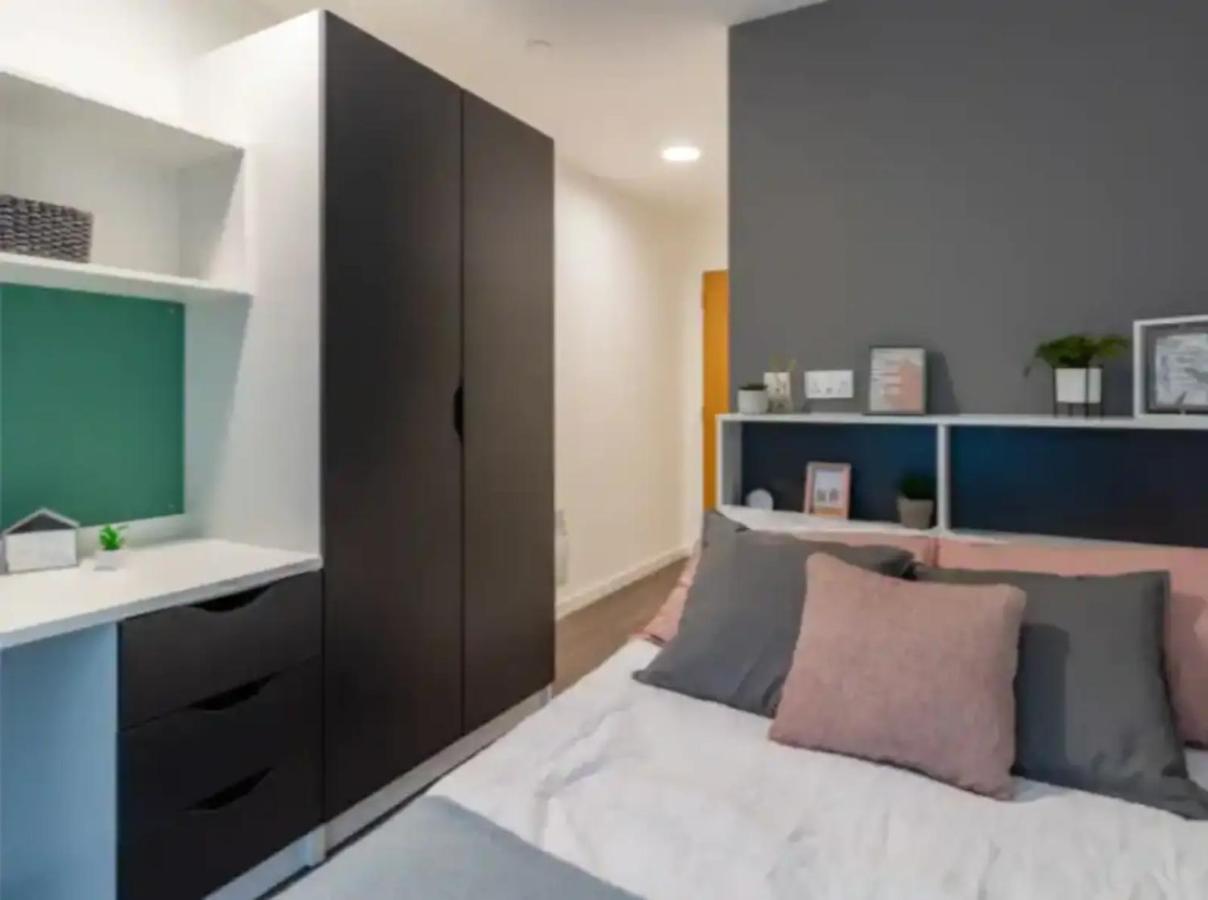 Modern Rooms In Wembley, Sk London Eksteriør billede